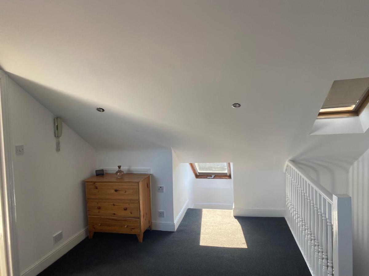 Studio Flat Hatch End Zewnętrze zdjęcie